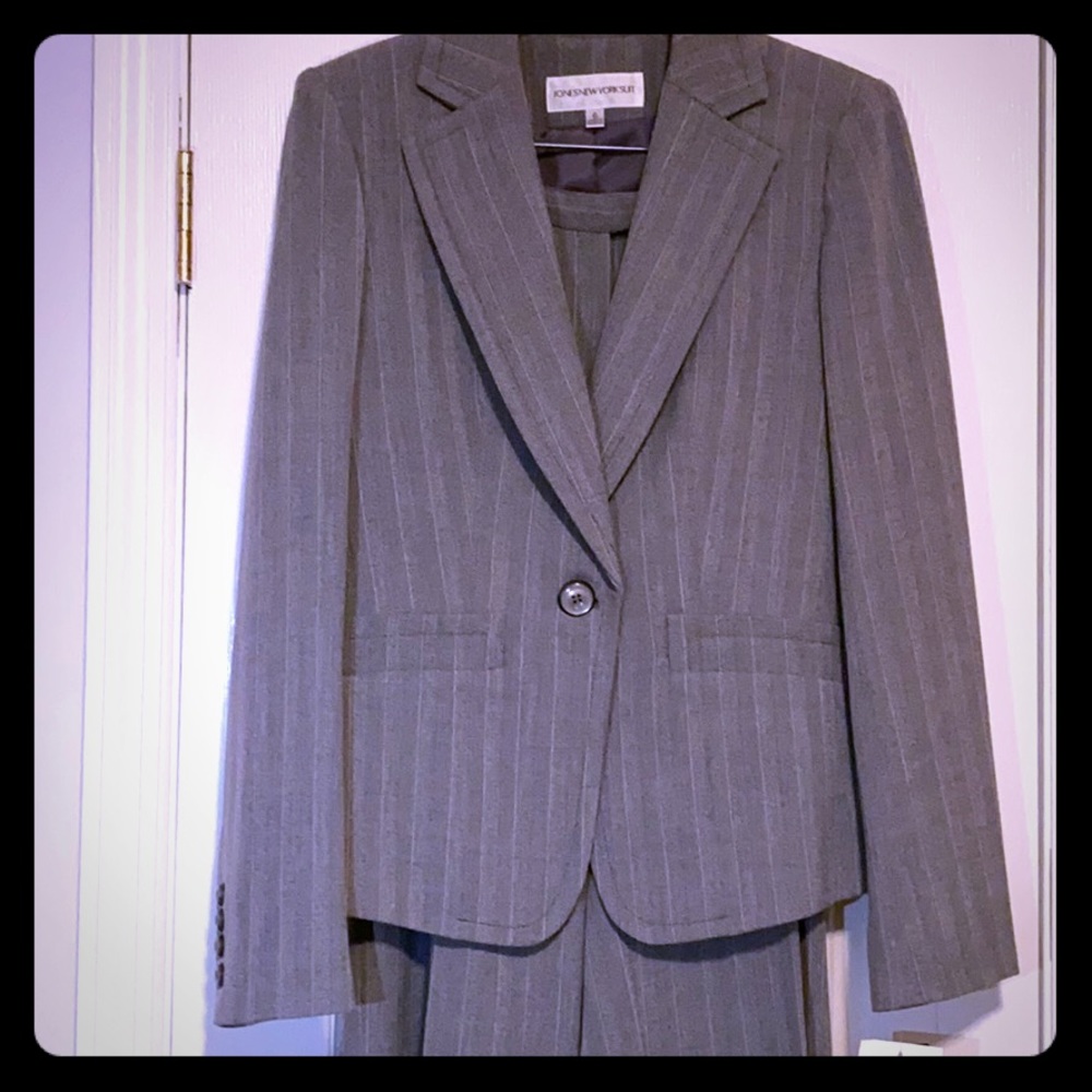 NEW Grey Jones New York Pantsuit